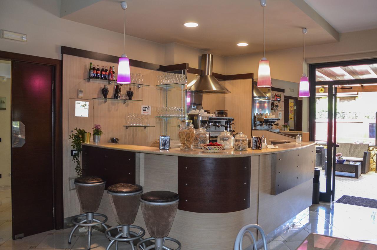 Hotel Dei Tartari Guidonia 외부 사진